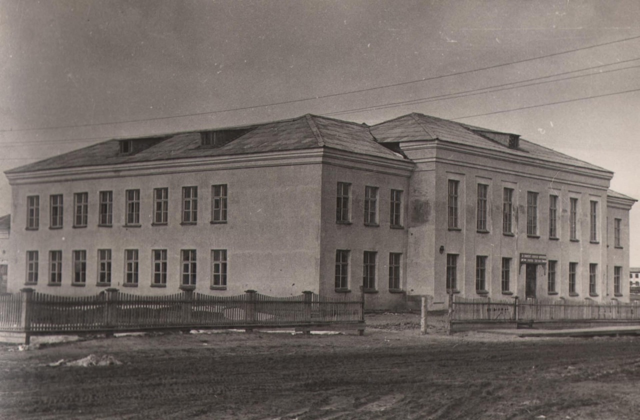 Naryan-Mar, Улица Ленина, 25