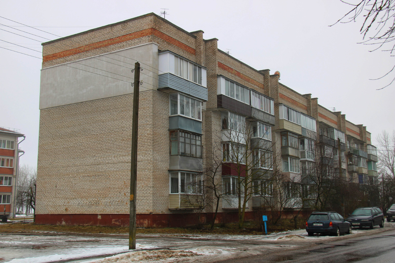 Большевик, Южная улица, 10