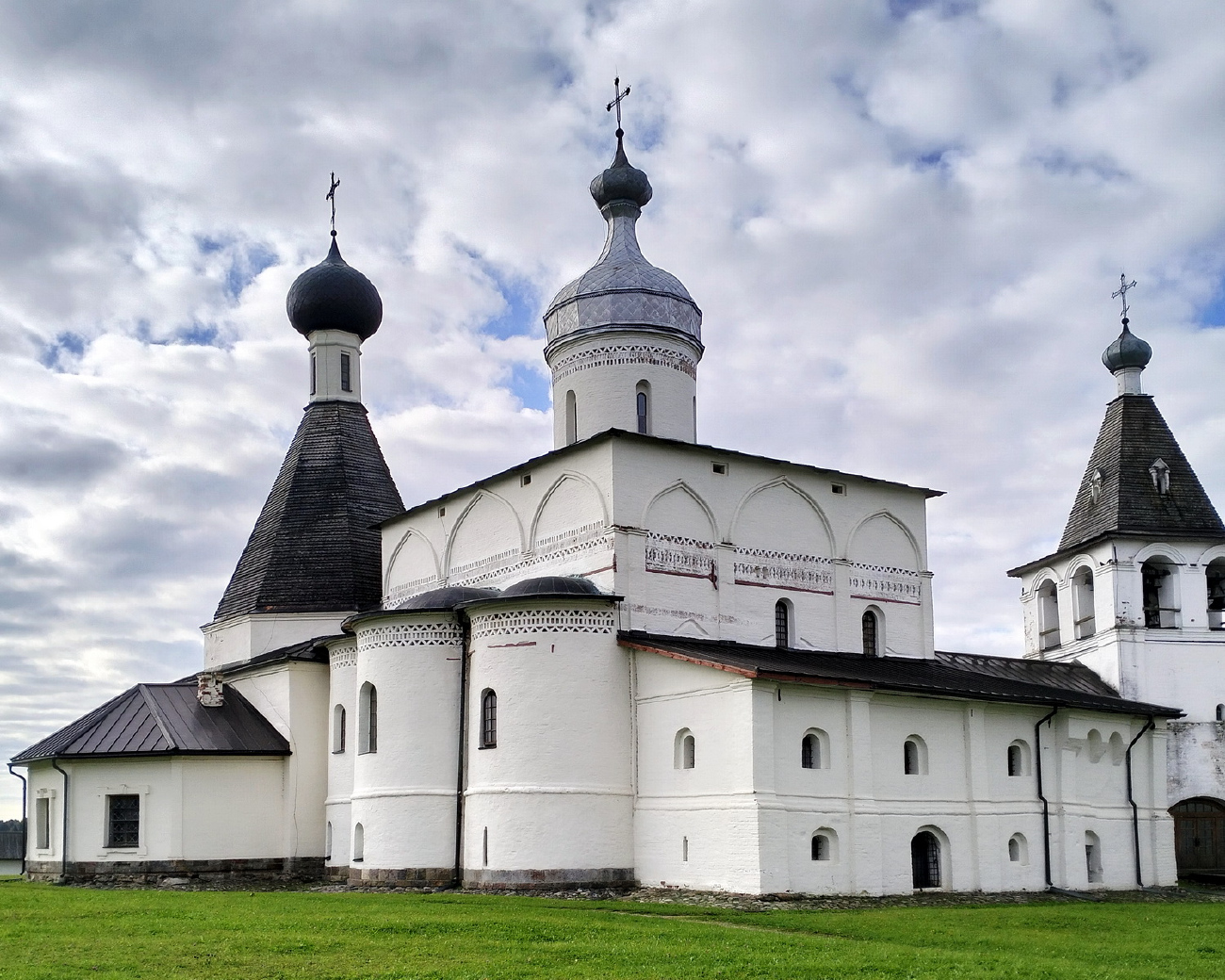 Ферапонтово, Каргопольская улица, 8 Рождественский собор