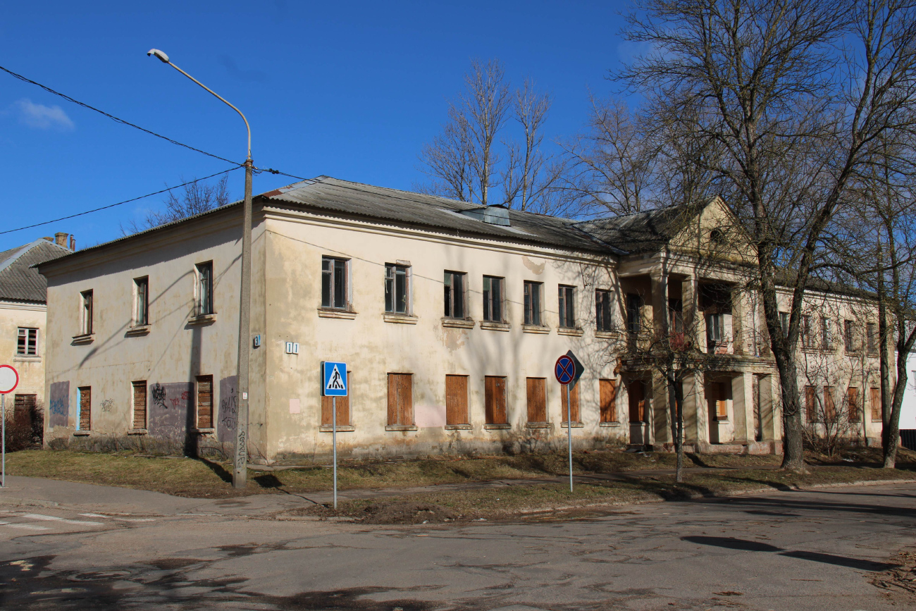 Минск, Улица Станиславского, 13 / Стрелковая улица, 11