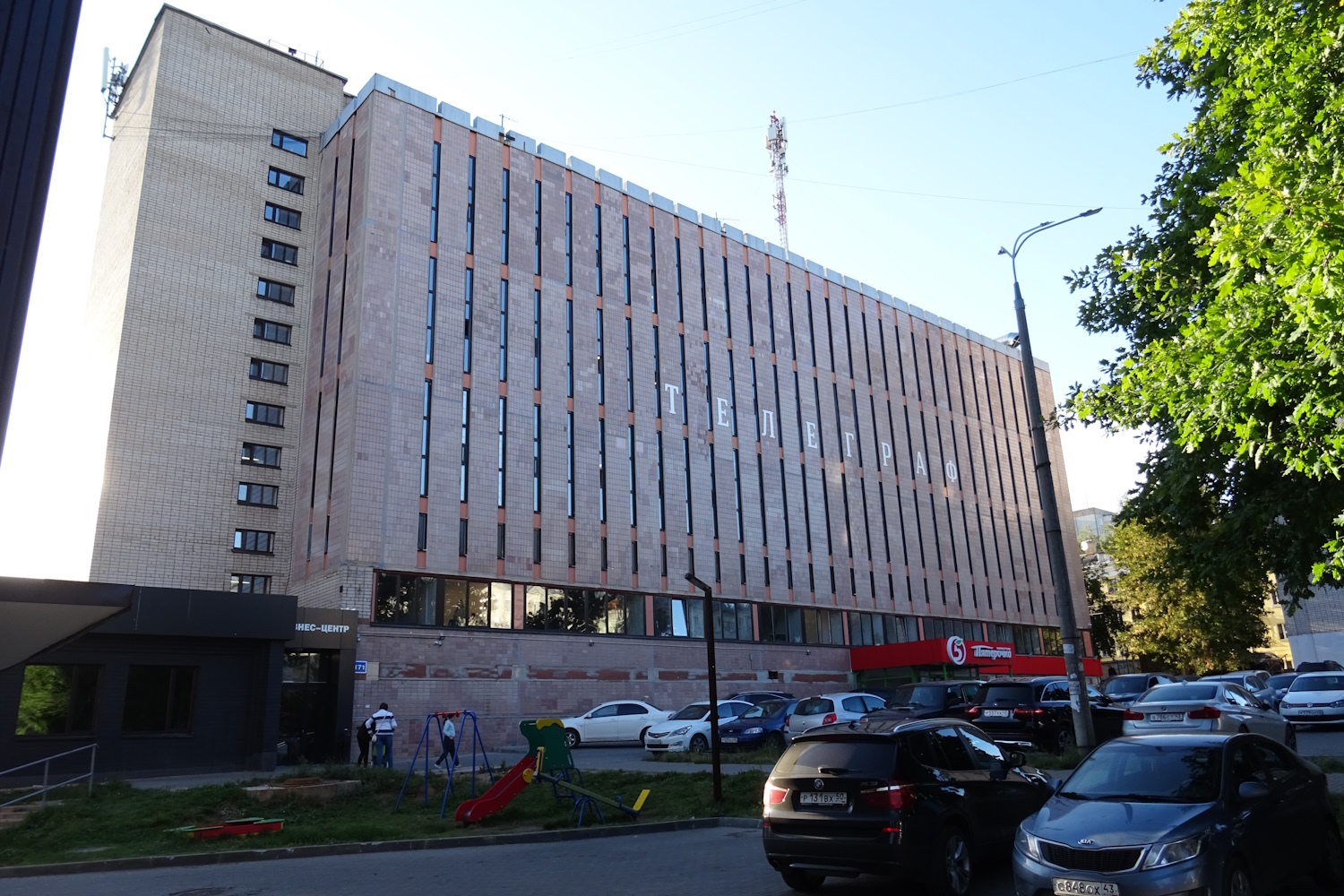 Киров, Улица Володарского, 171