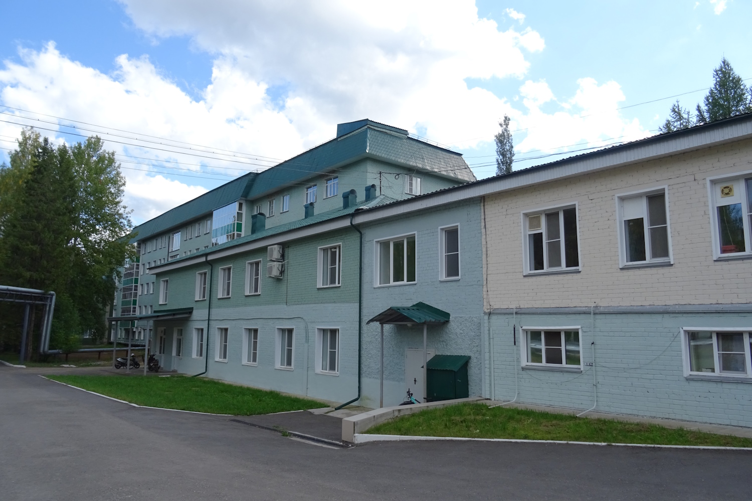 Нижнеивкино, Курортная улица, 11 корп. 1
