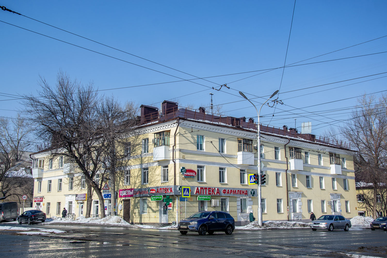 Уфа, Улица Свободы, 33 / Улица Дмитрия Донского, 91