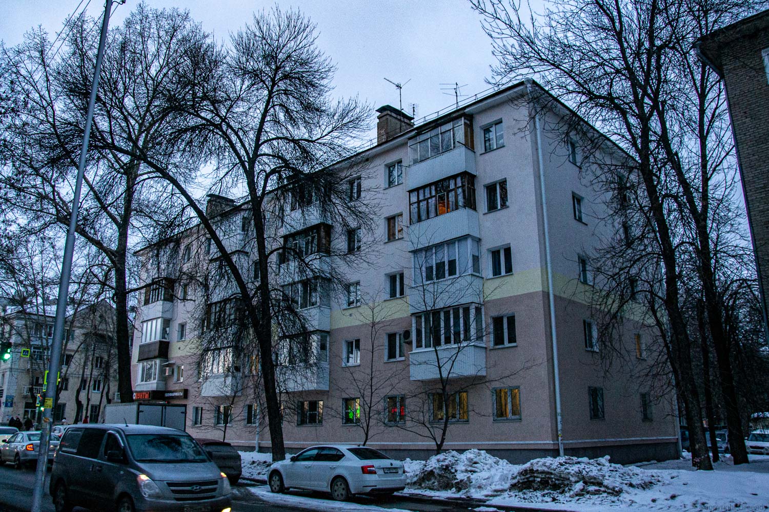 Ufa, Улица Калинина, 73 / Улица Александра Невского, 24