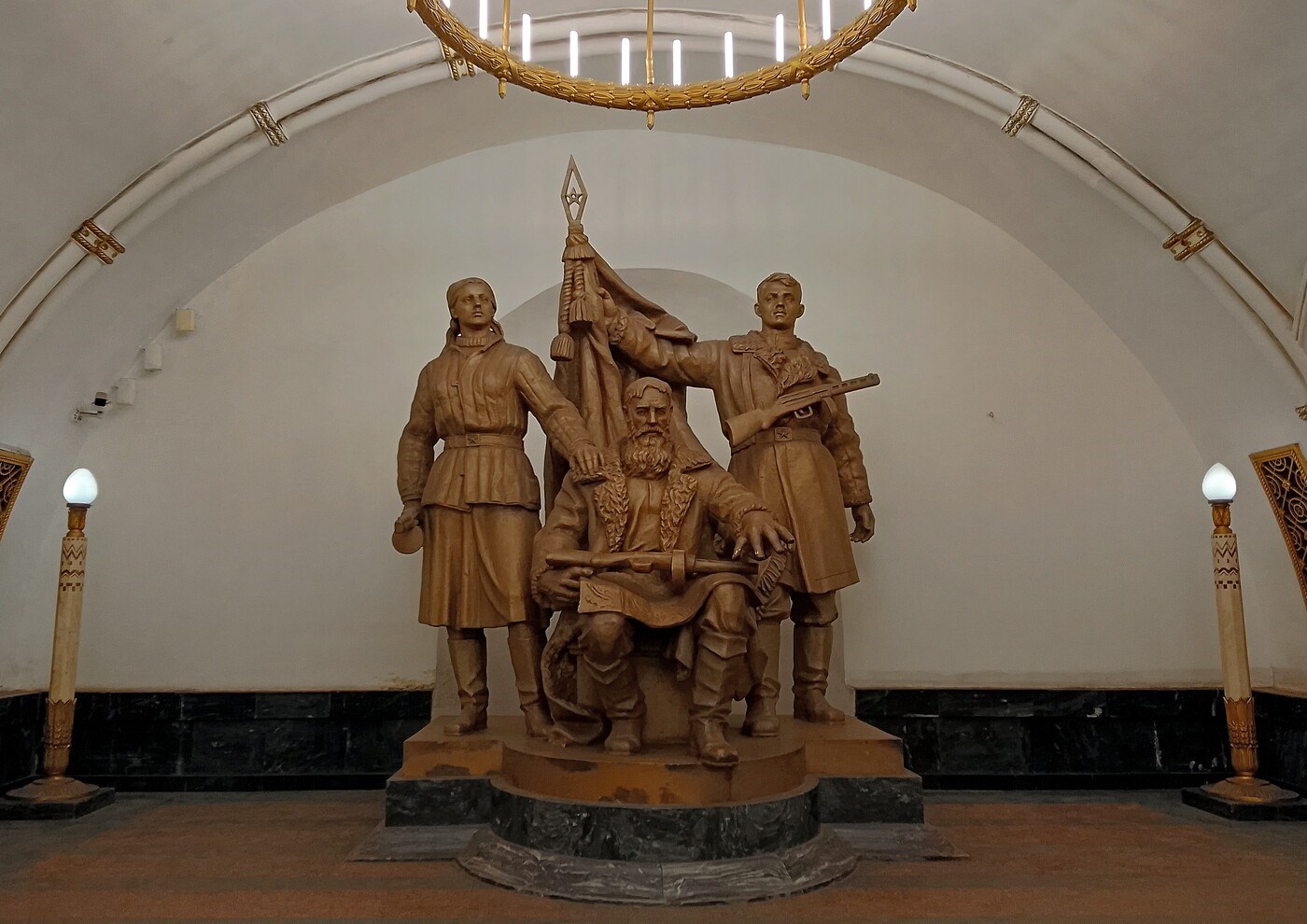 Монументы
