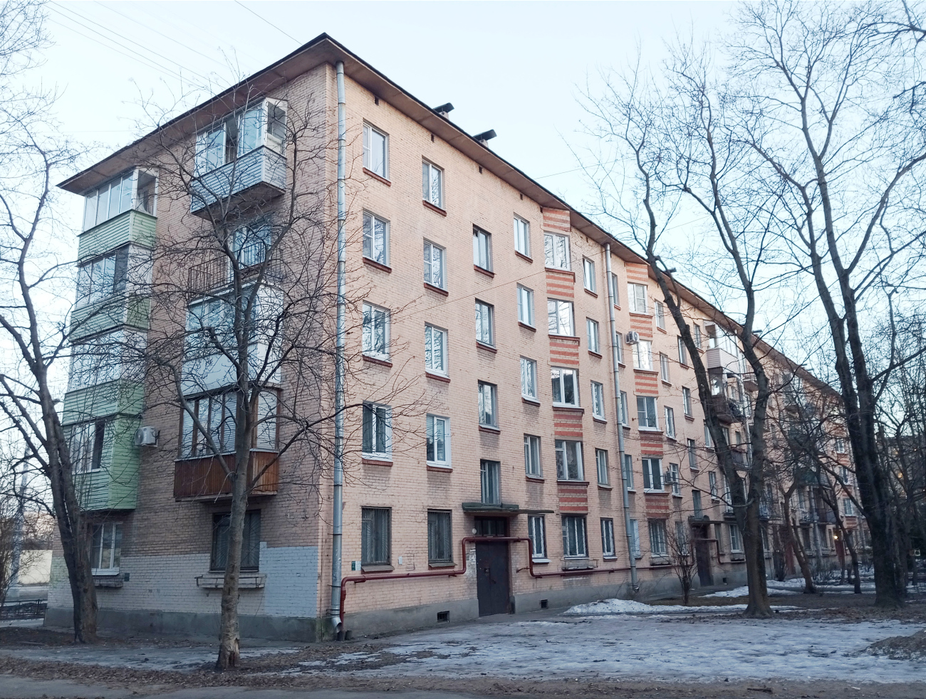 Санкт-Пецярбург, Проспект Металлистов, 4