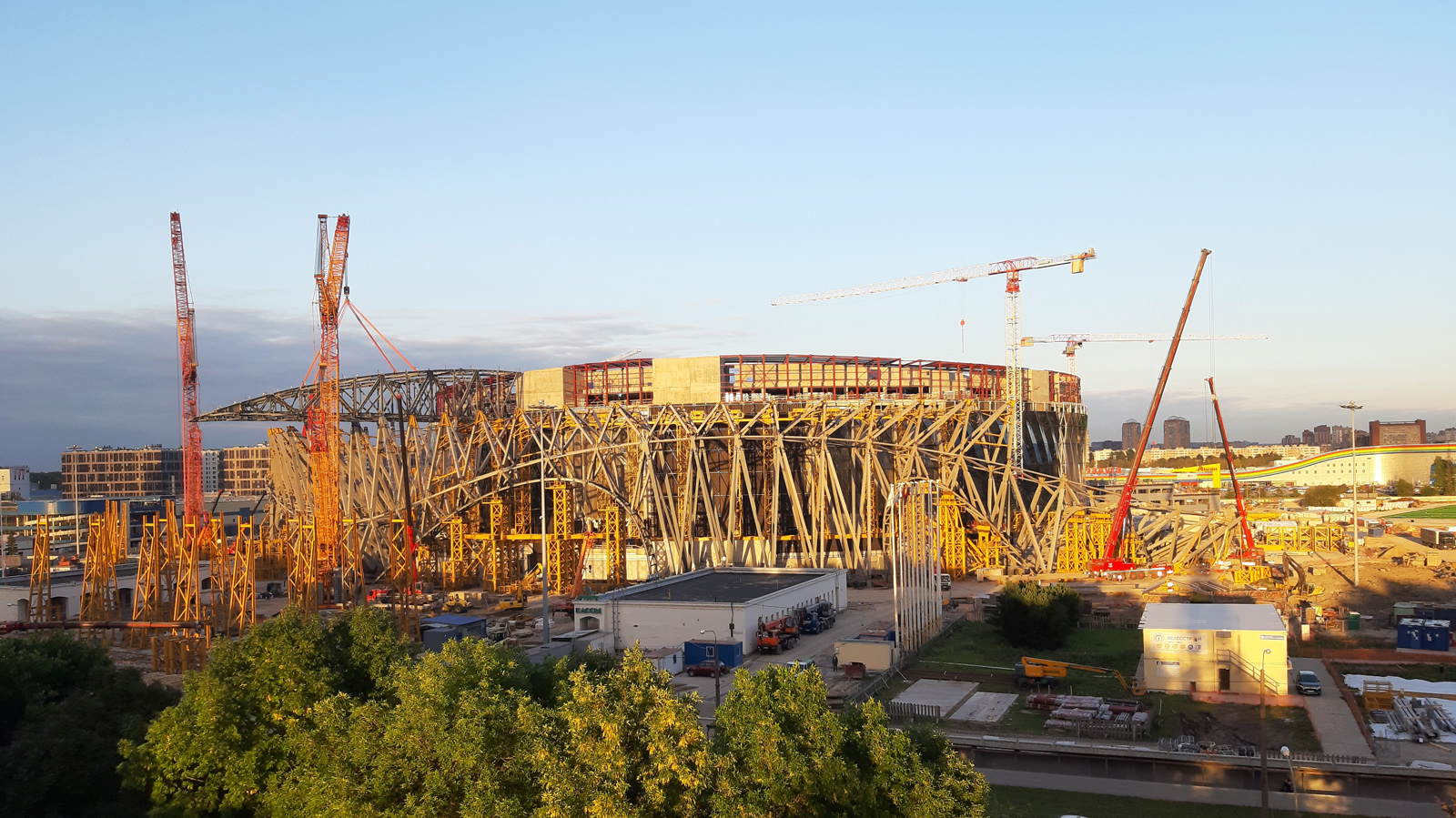 Sankt Petersburg, Проспект Юрия Гагарина, 8*