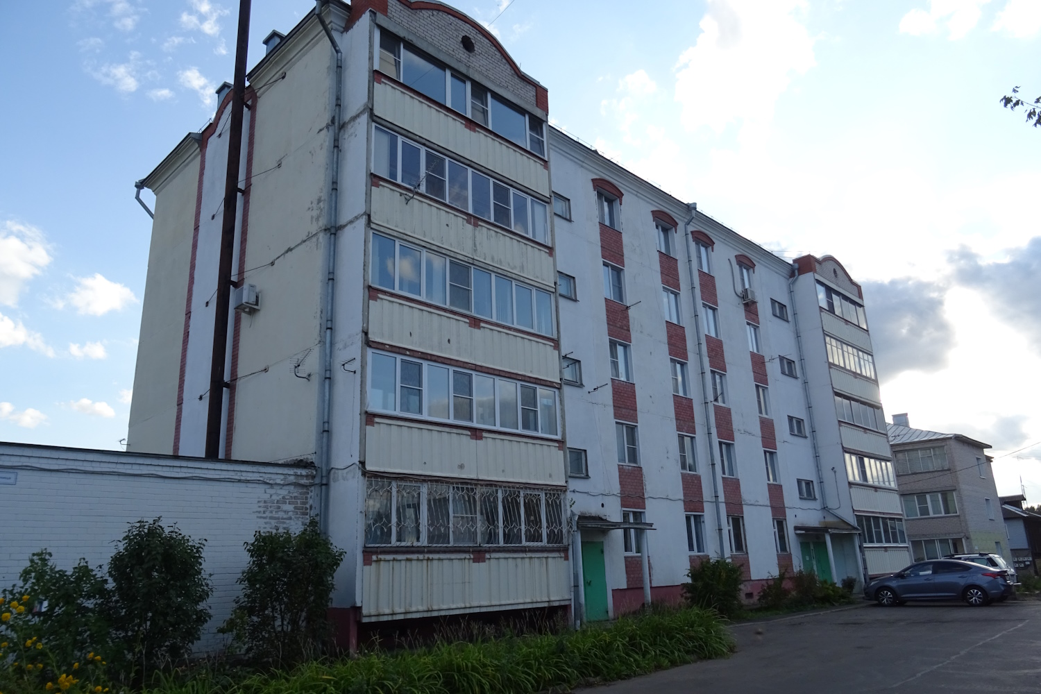 Нижнеивкино, Садовая улица, 2