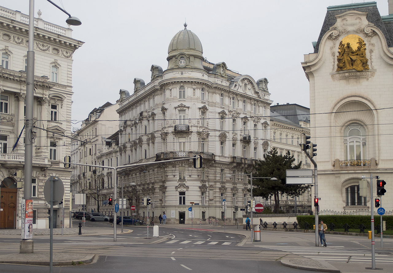 Вена, Gußhausstraße, 2 / Technikerstraße, 3