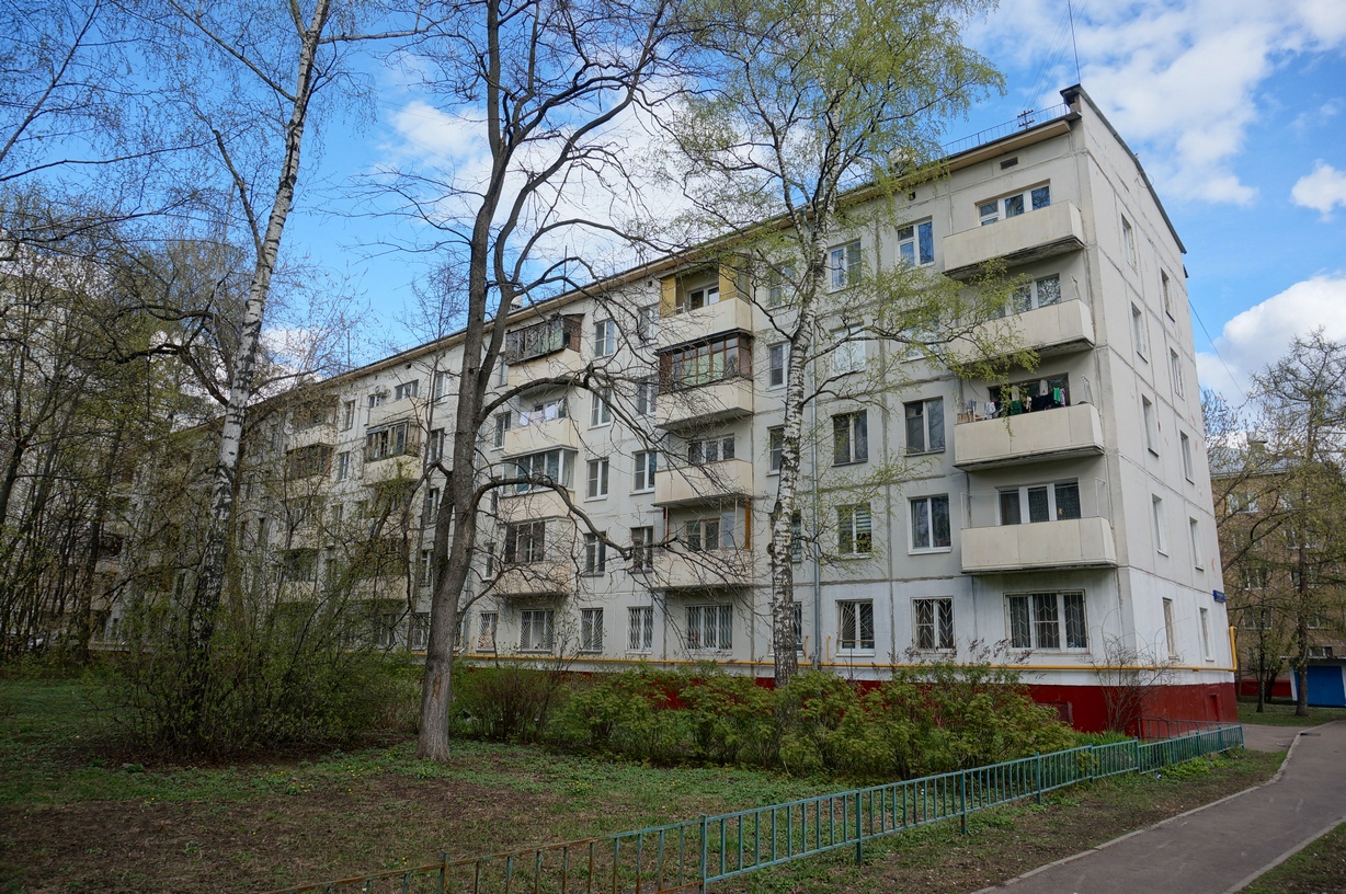 Москва, Улица Юных Ленинцев, 77 корп. 2
