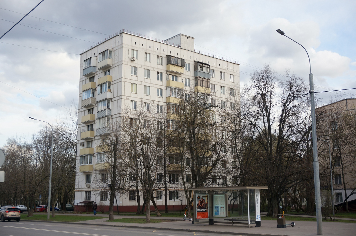 Москва, Улица Юных Ленинцев, 76