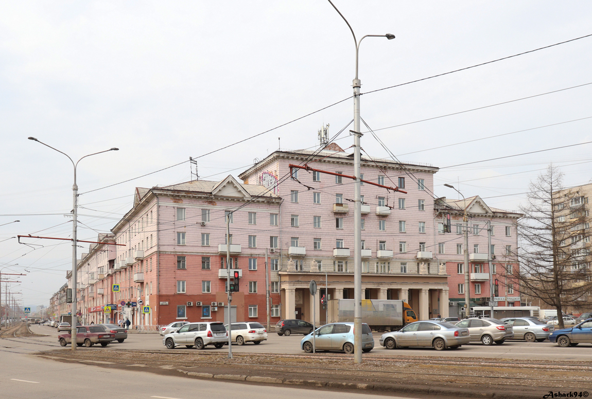 Красноярск, Проспект имени газеты «Красноярский рабочий», 62 / Улица Чайковского, 5