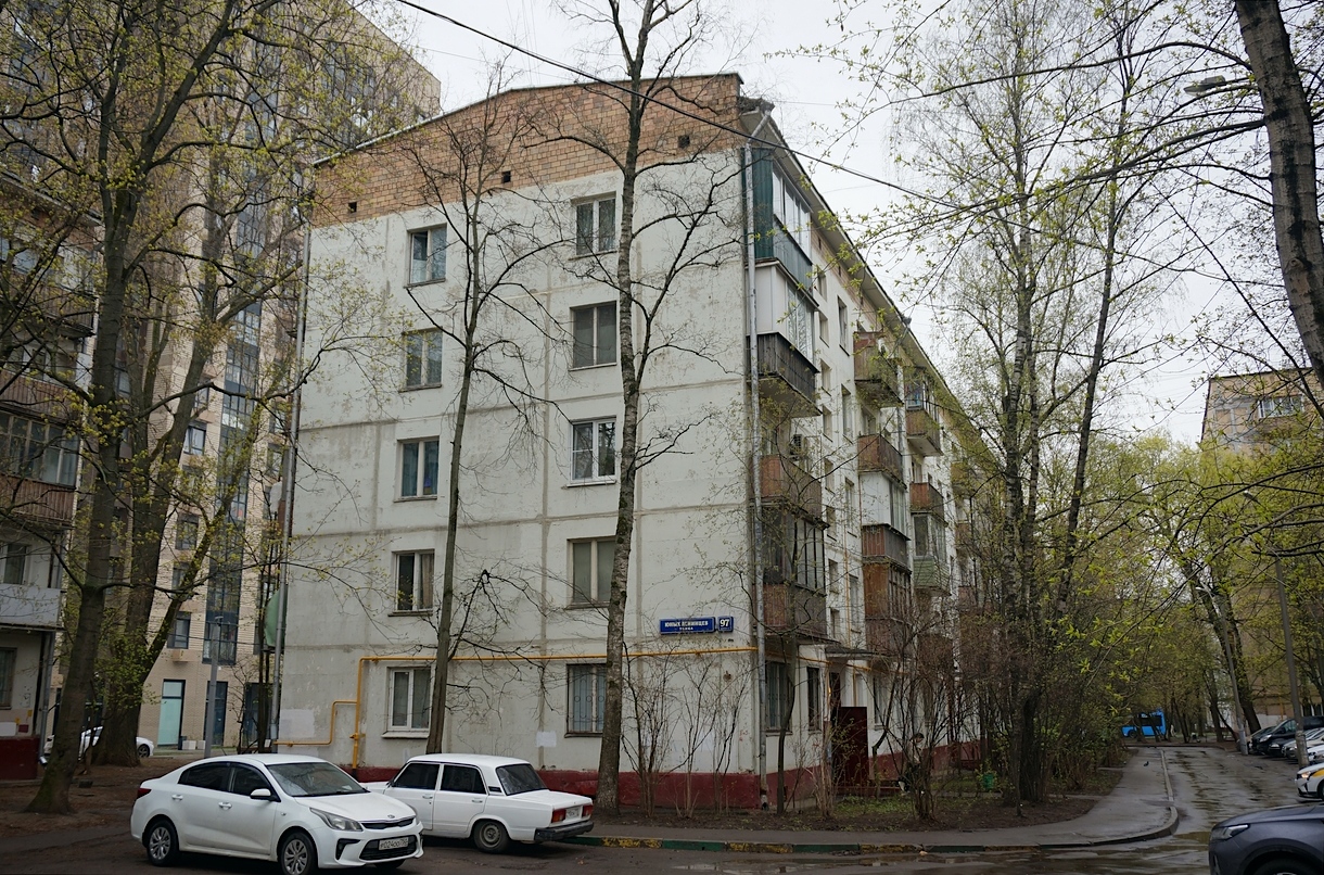 Москва, Улица Юных Ленинцев, 97 корп. 2