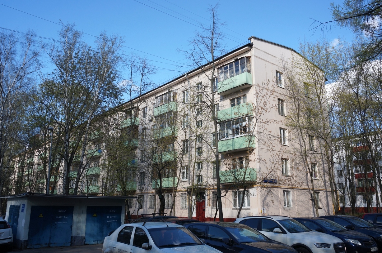Москва, Улица Юных Ленинцев, 56