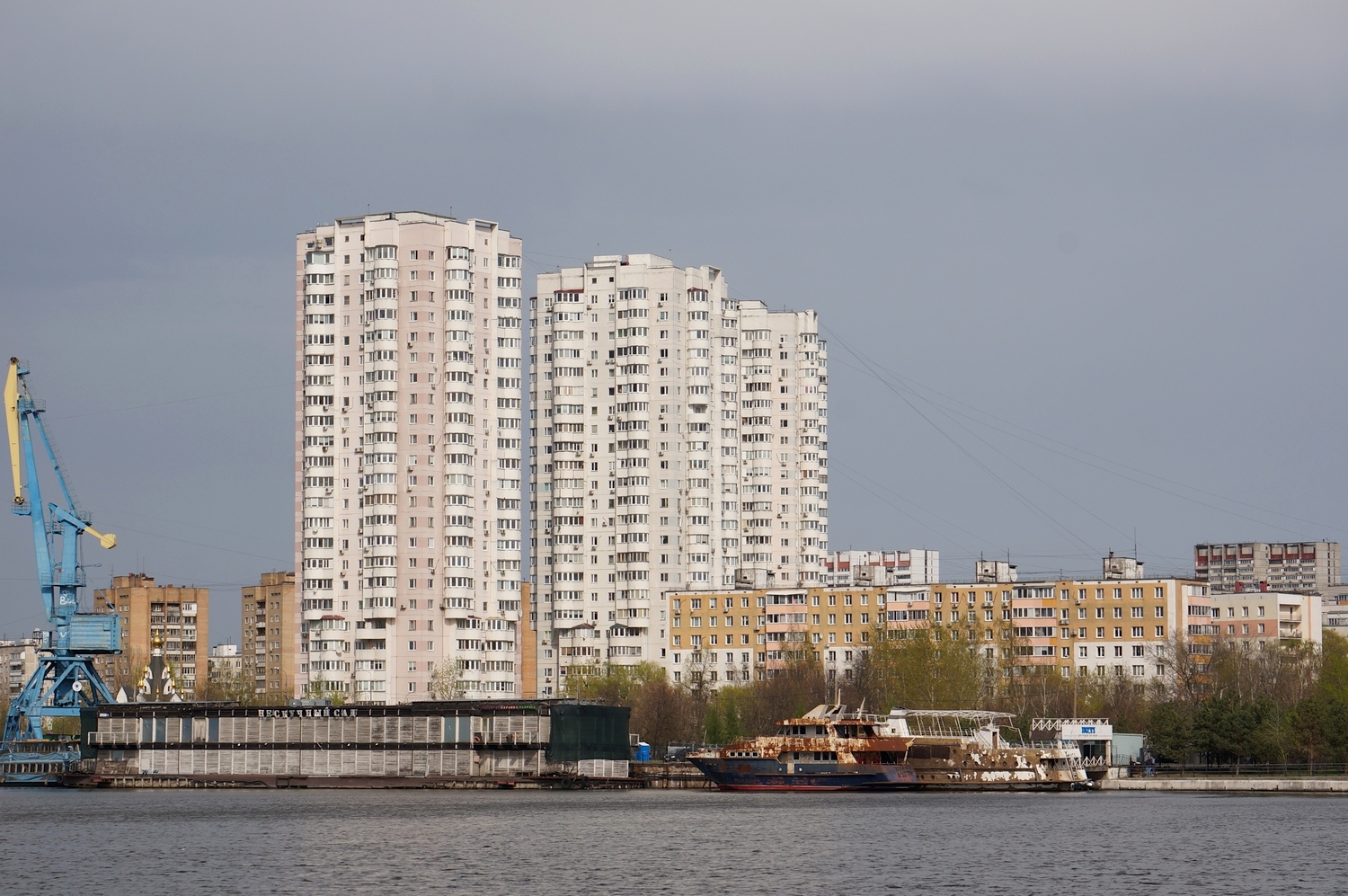 Москва, Улица Гурьянова, 19 корп. 2; Улица Гурьянова, 19 корп. 1