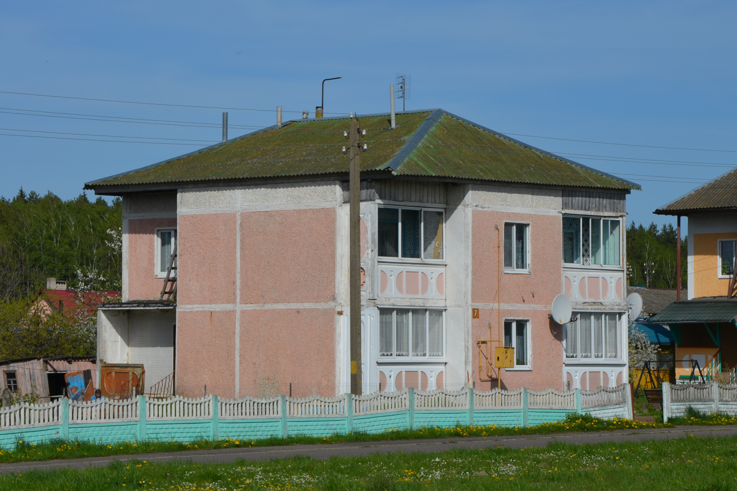 Новосёлки, Улица Дружбы, 7