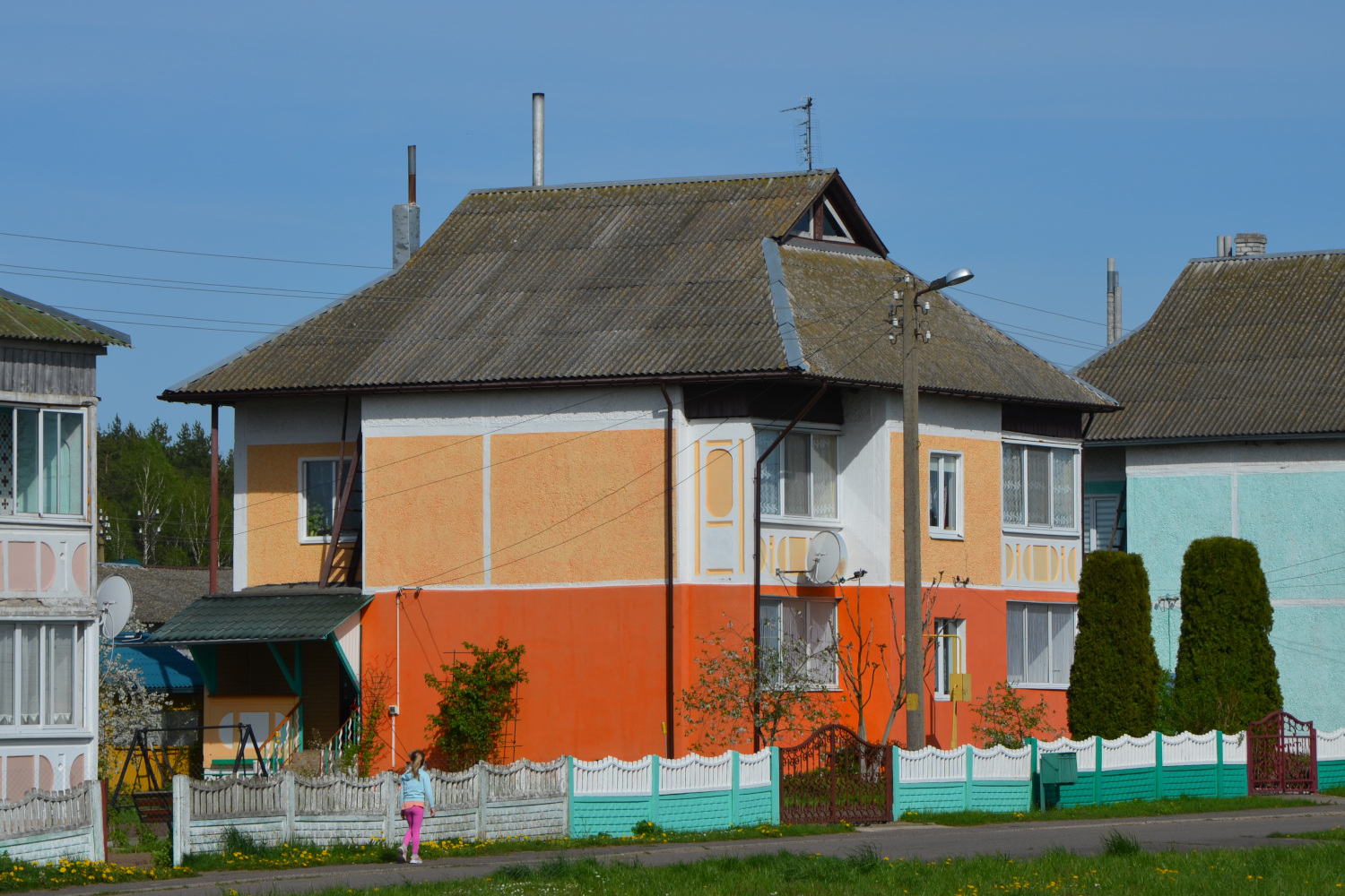 Новосёлки, Улица Дружбы, 8