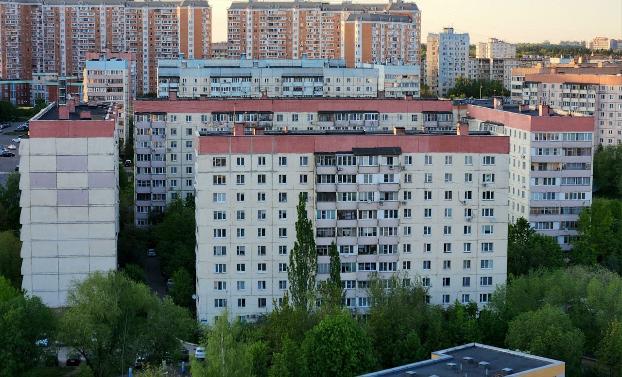 Красногорск, Улица Братьев Горожанкиных, 16; Улица Братьев Горожанкиных, 18; Улица Братьев Горожанкиных, 14; Улица Братьев Горожанкиных, 20. Красногорск — Панорамы