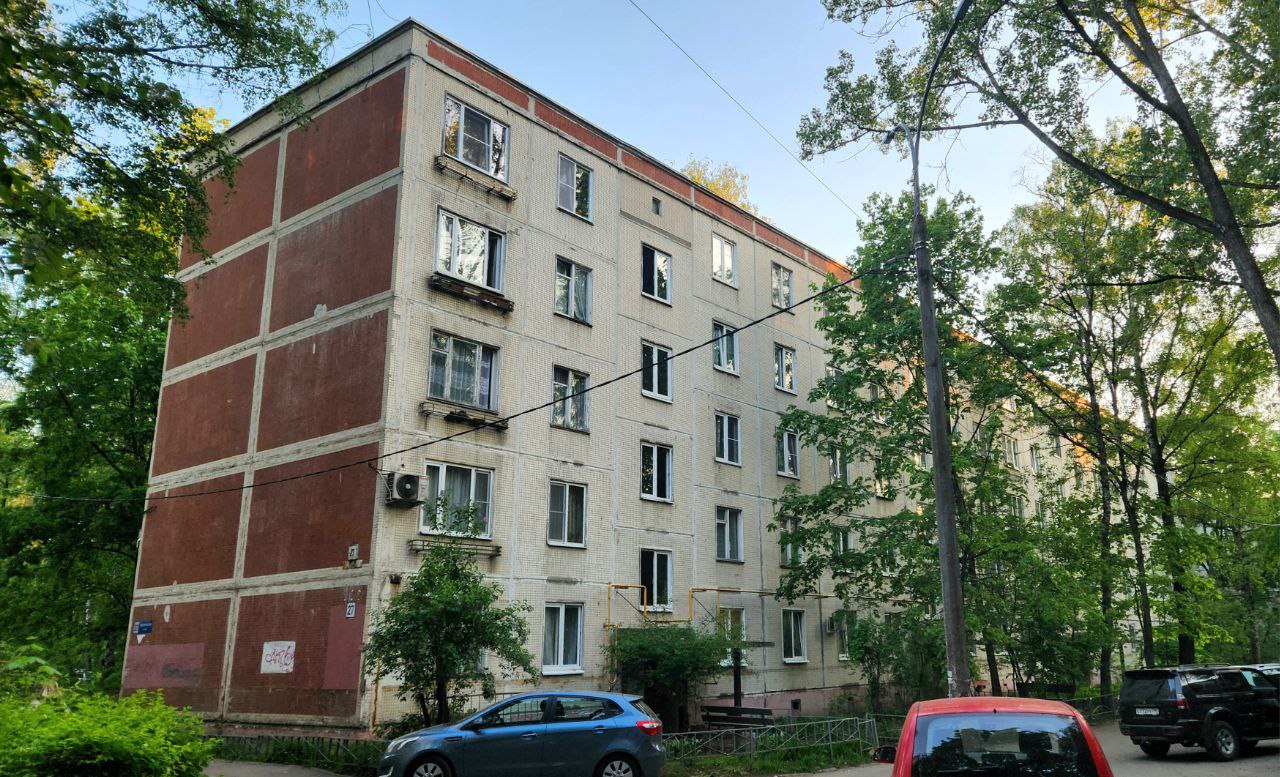 Красногорск, Комсомольская улица, 27
