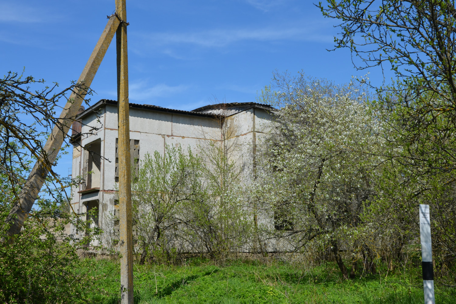 Chashniki District, other localities, Гили, Школьная улица, 2