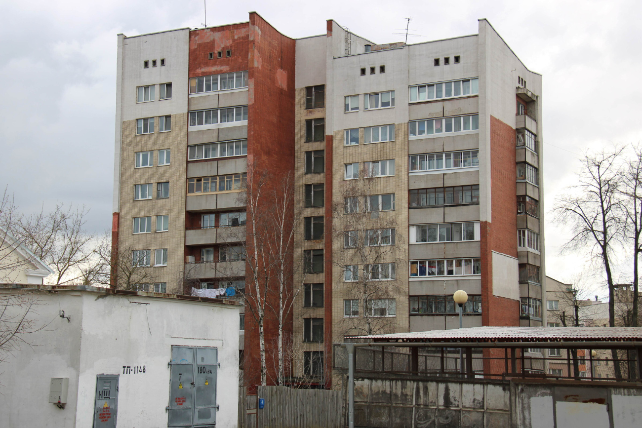 Минск, Улица Серафимовича, 21