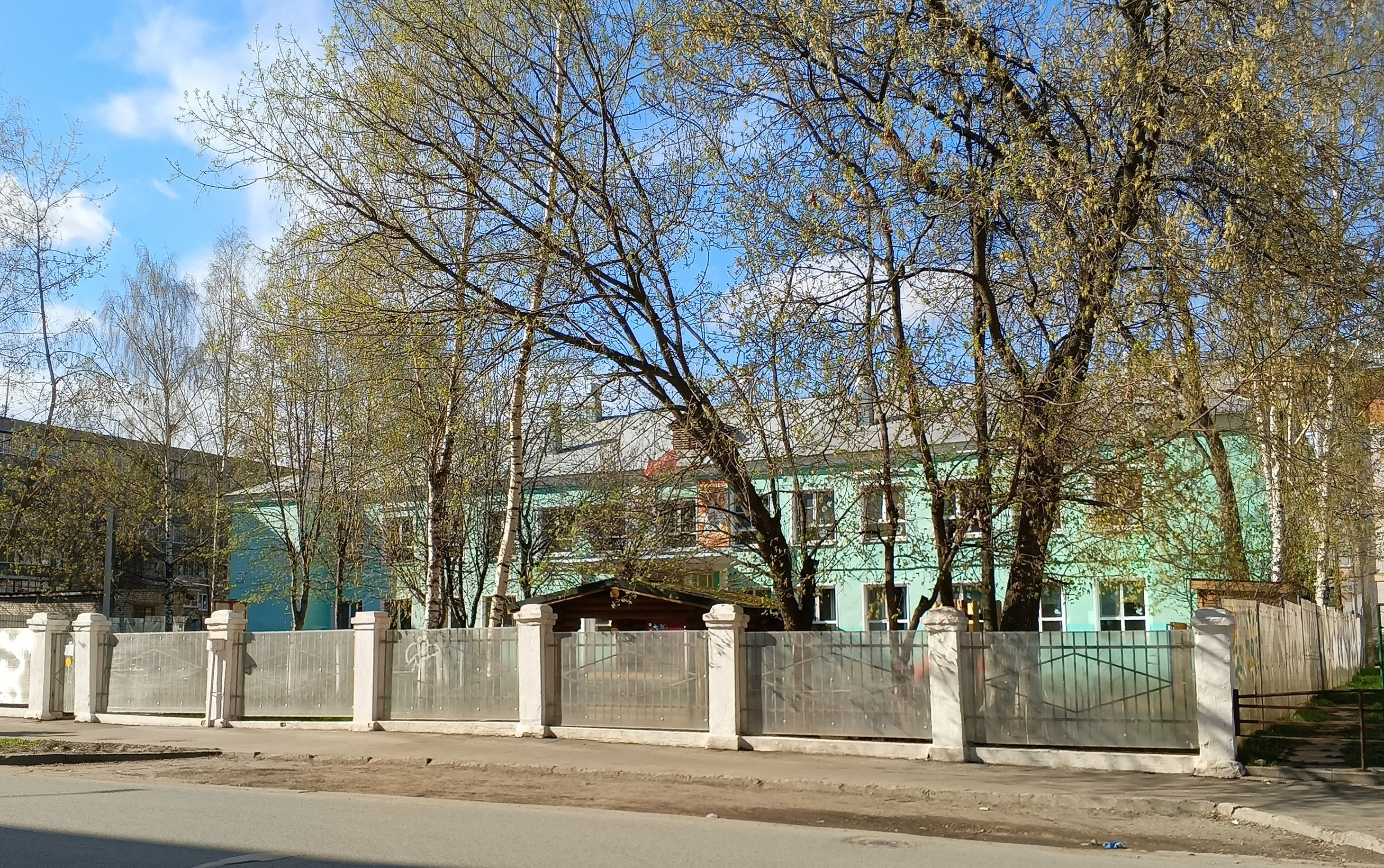 Киров, Улица Молодой Гвардии, 63А