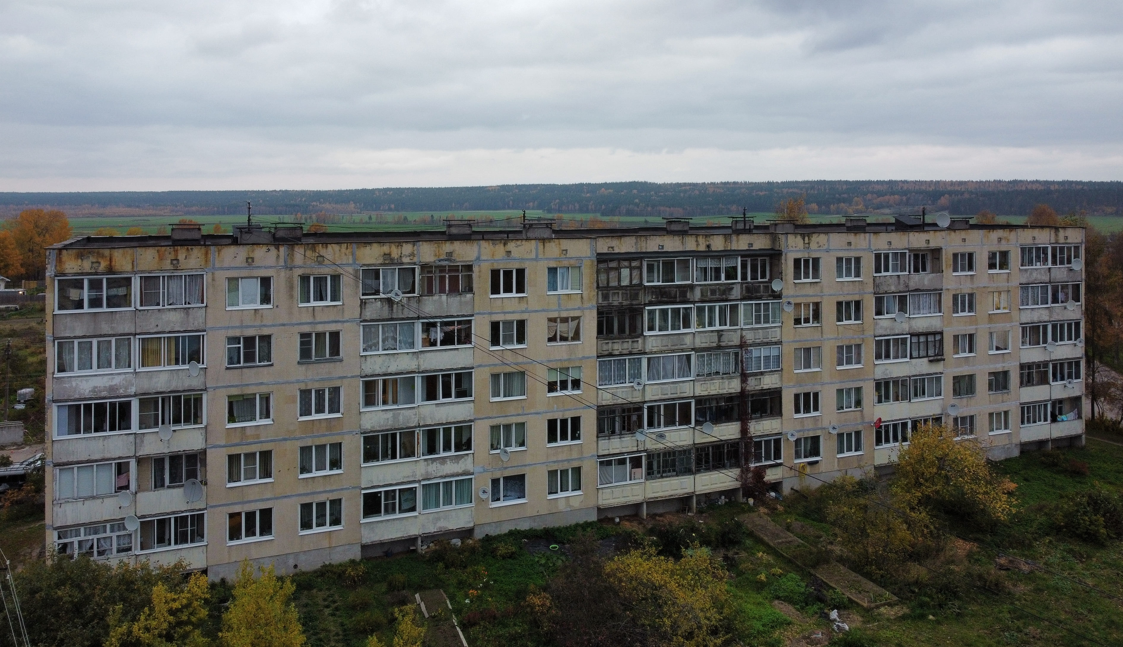 Priozersk District, other localities, Петровское, Шоссейная улица, 34