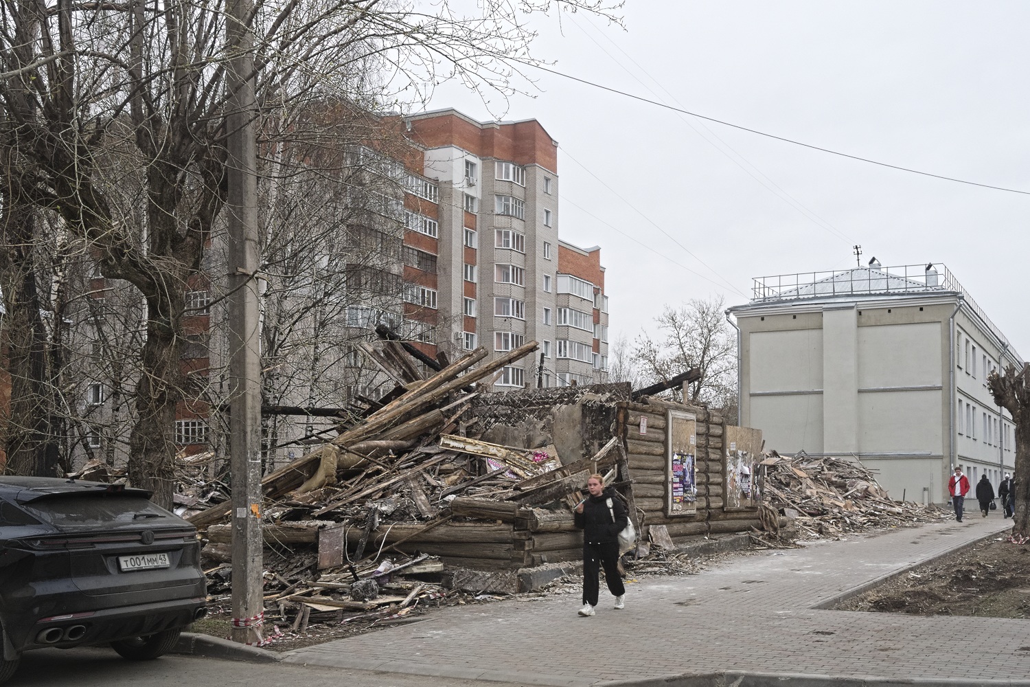 Киров, Октябрьский проспект, 103