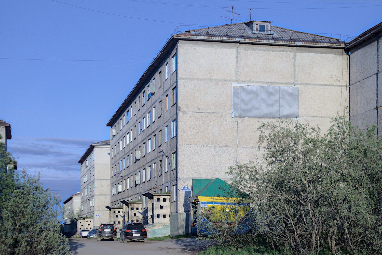 Воркута, Автозаводская улица, 12 корп. 2