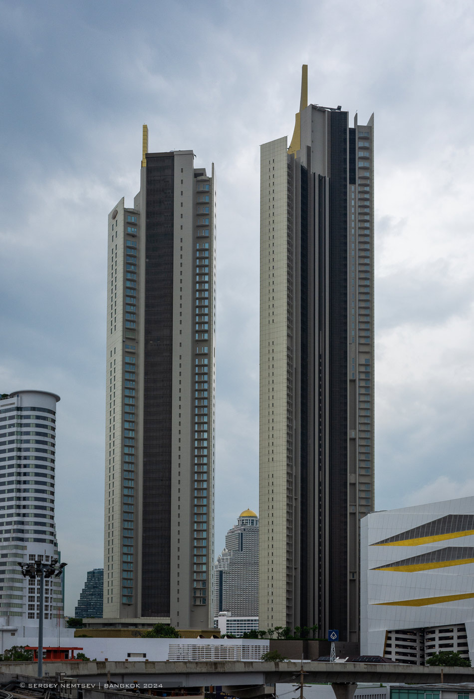 Бангкок, Charoen Nakhon Road, 299