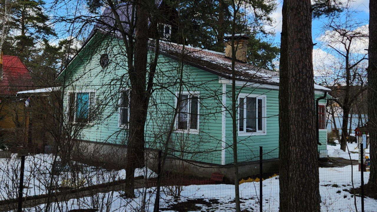 Красногорск, микрорайон Опалиха, улица Папанина, 49
