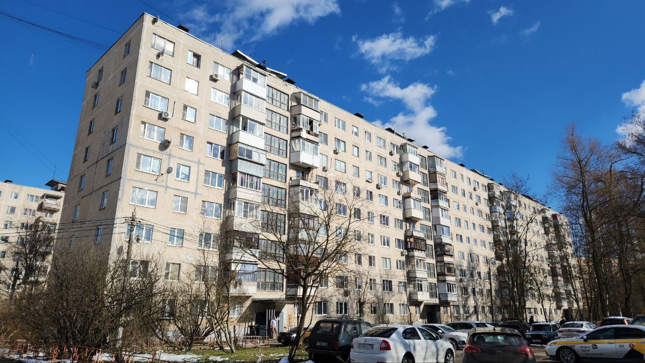 Красногорск, Улица Карбышева, 17