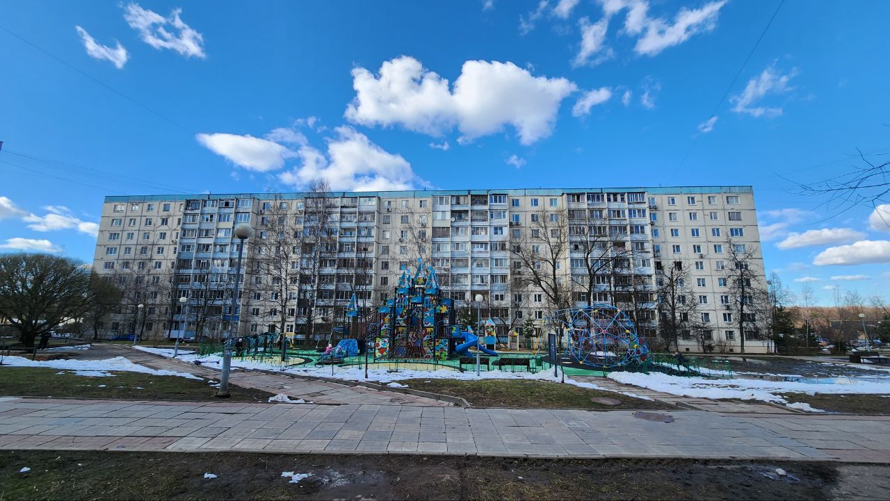 Красногорск, Улица Карбышева, 27 корп. 1
