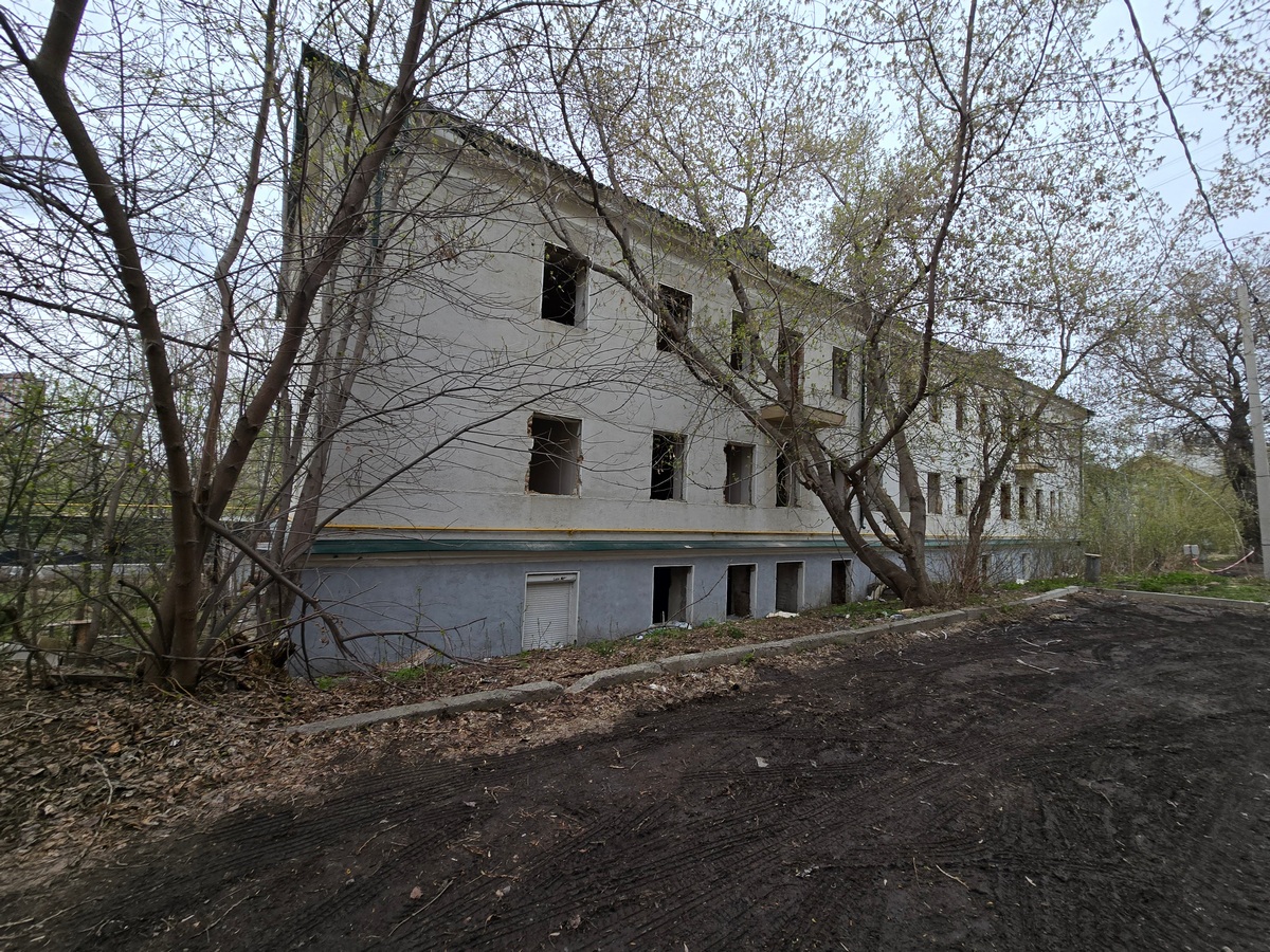 Екатеринбург, Набережная Рабочей Молодёжи, 50