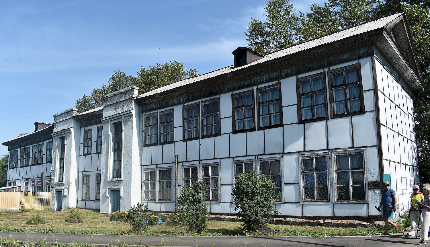 Mikhaylovka, Вокзальная улица, 6