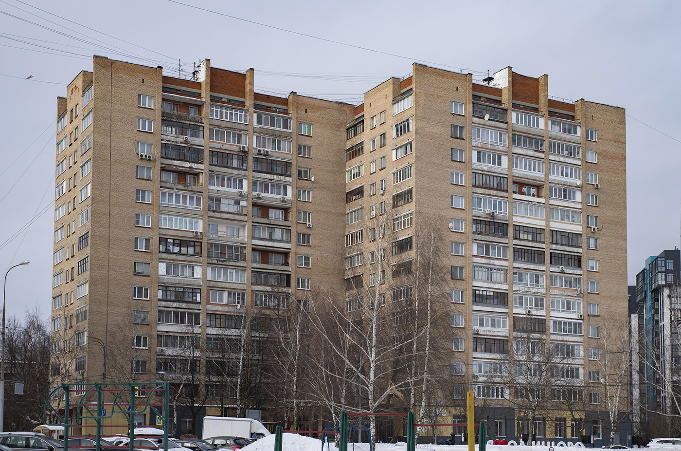 Одинцово, Улица Маршала Бирюзова, 30Б; Улица Маршала Бирюзова, 30А