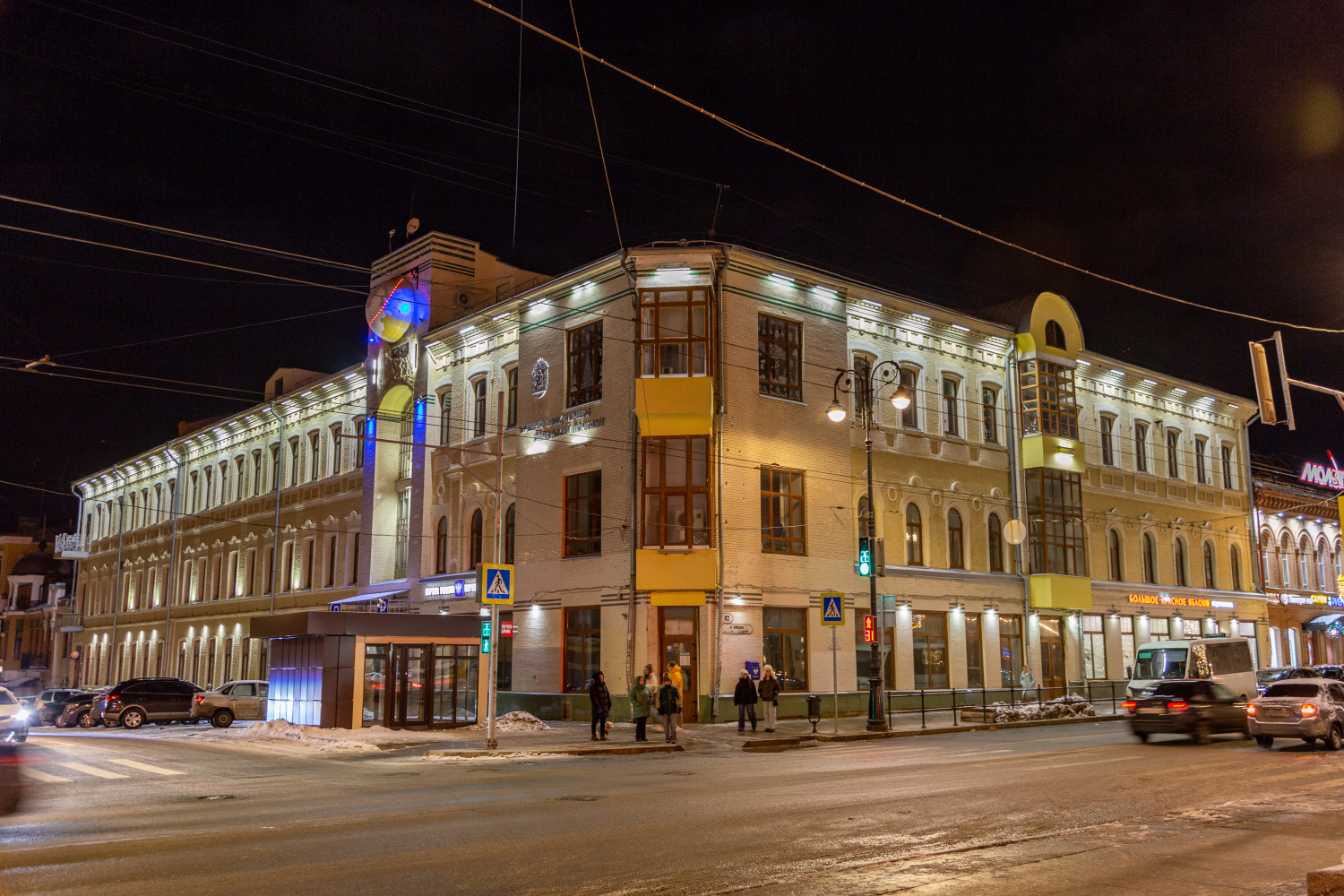 Samara, Ленинградская улица, 24 / Улица Куйбышева, 82