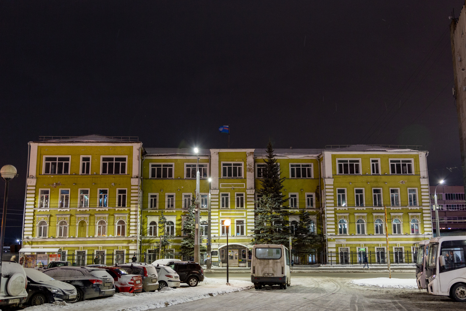 Самара, Комсомольская площадь, 24