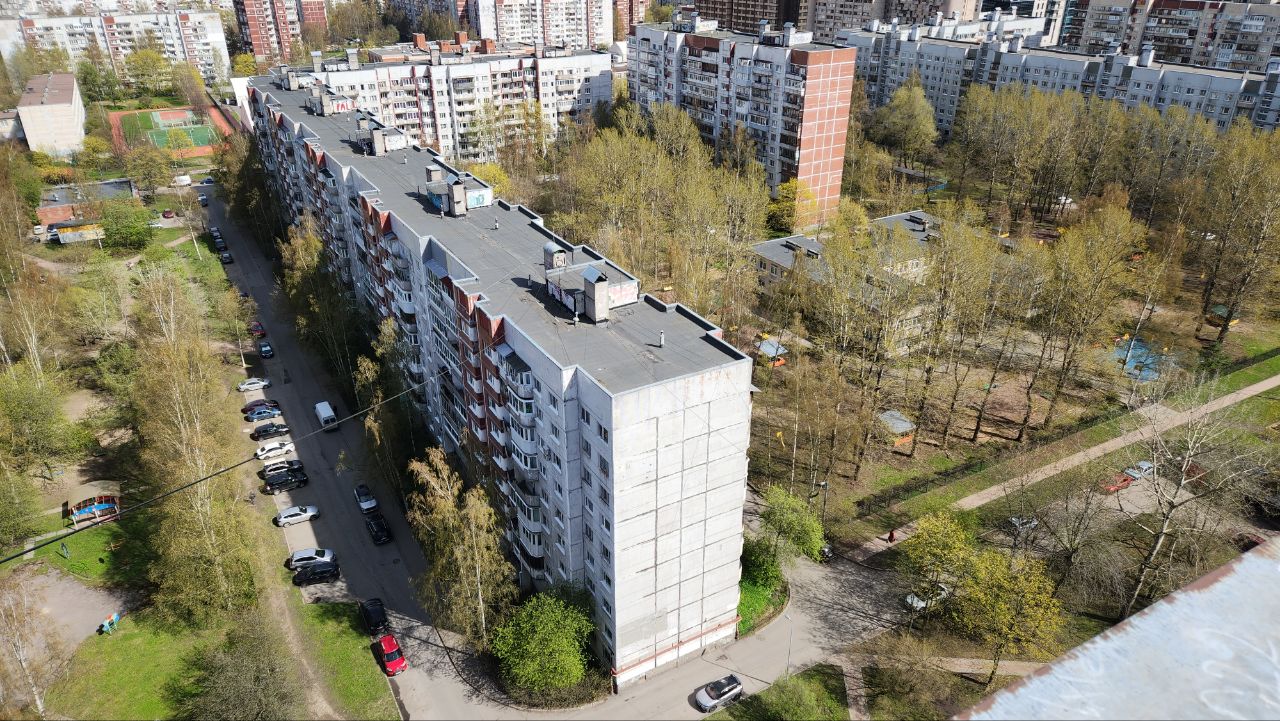 Санкт-Пецярбург, Наличная улица, 40 корп. 7; Наличная улица, 40 корп. 5; Наличная улица, 40 корп. 3