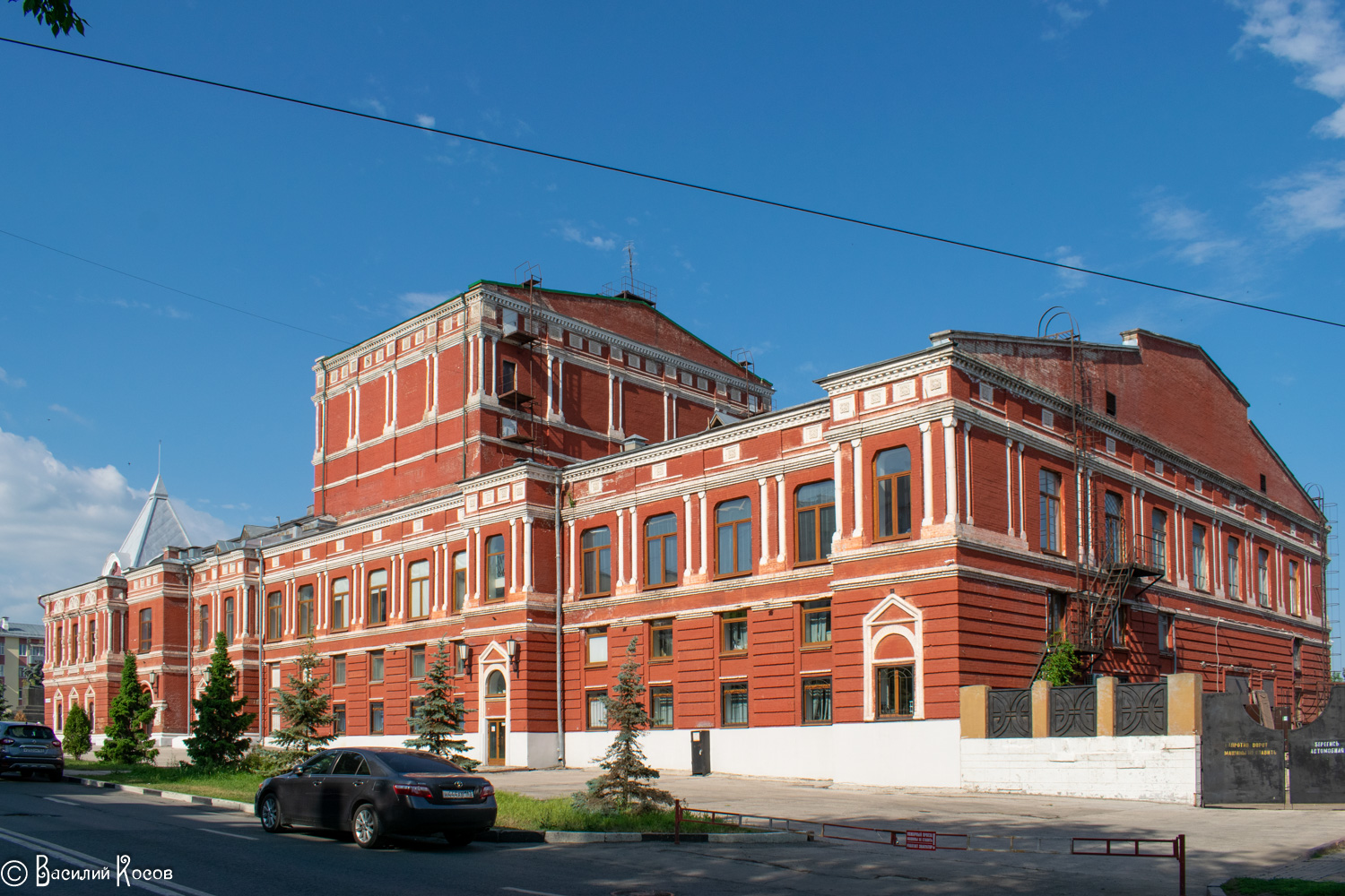Samara, Площадь Чапаева, 1