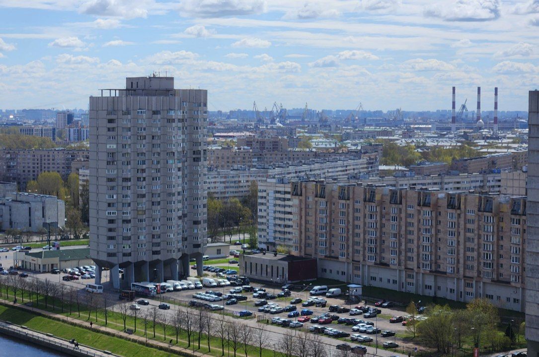 Saint Petersburg, Наличная улица, 36 корп. 3 лит. Б; Новосмоленская набережная, 2