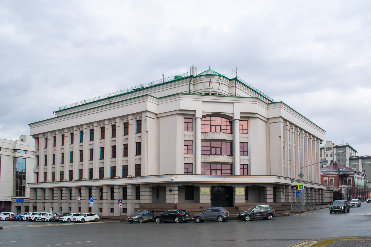 Казань, Улица Пушкина, 66 / Большая Красная улица, 33