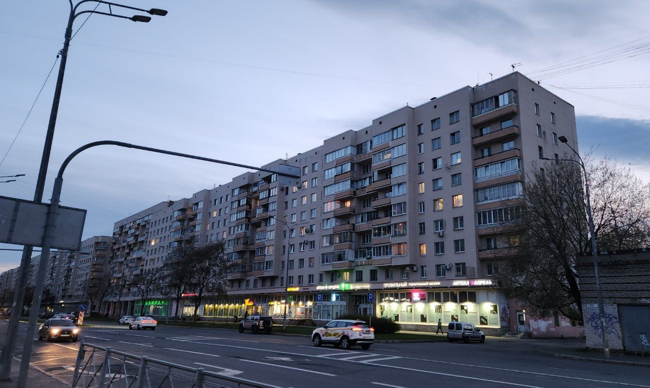 Petersburg, Проспект КИМа, 4