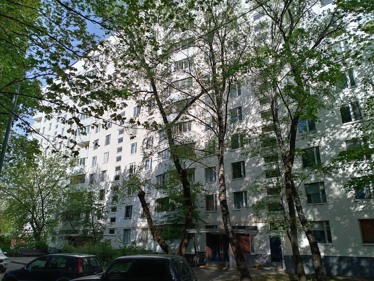 Moskwa, Улица Островитянова, 33