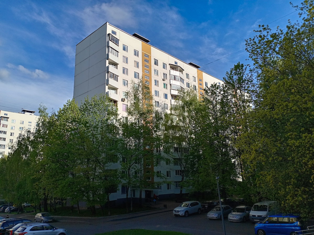 Москва, Улица Островитянова, 35