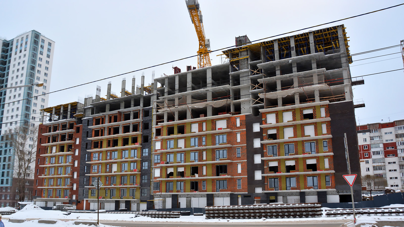 Perm, Улица Карпинского, 11