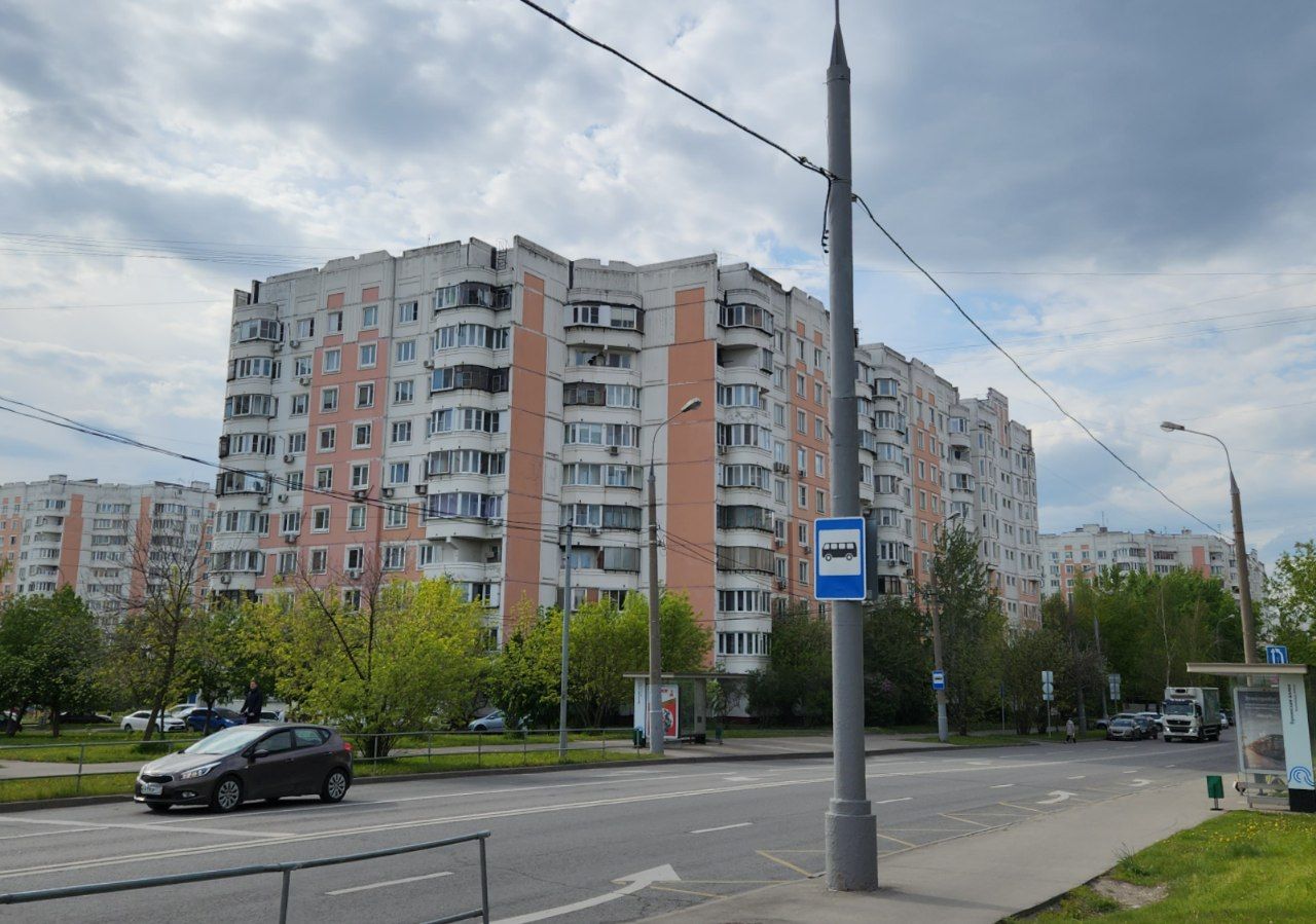 Москва, Чечёрский проезд, 100