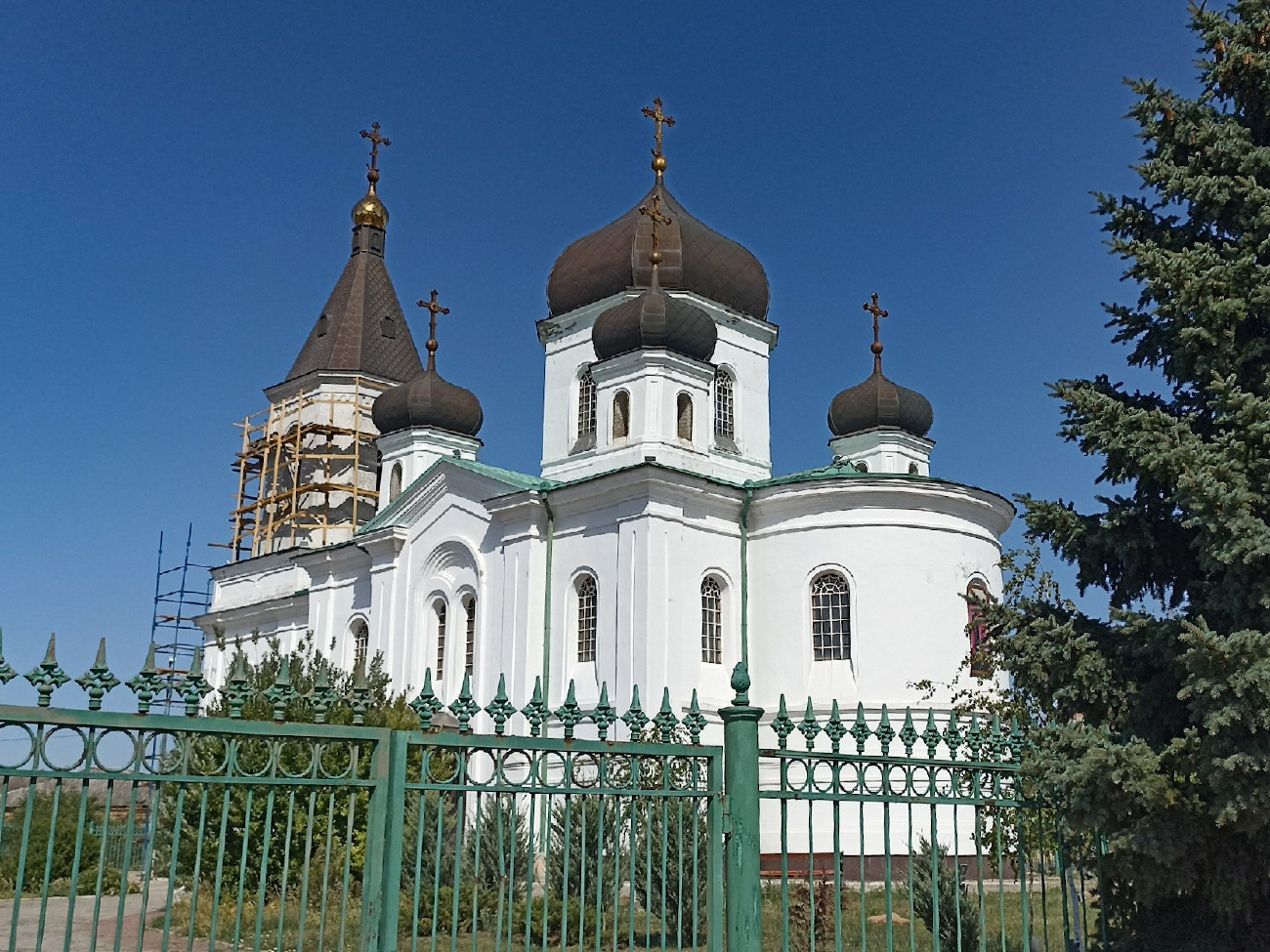 Mariupol` district. others settlements, с. Урзуф, Улица Горького, (?)