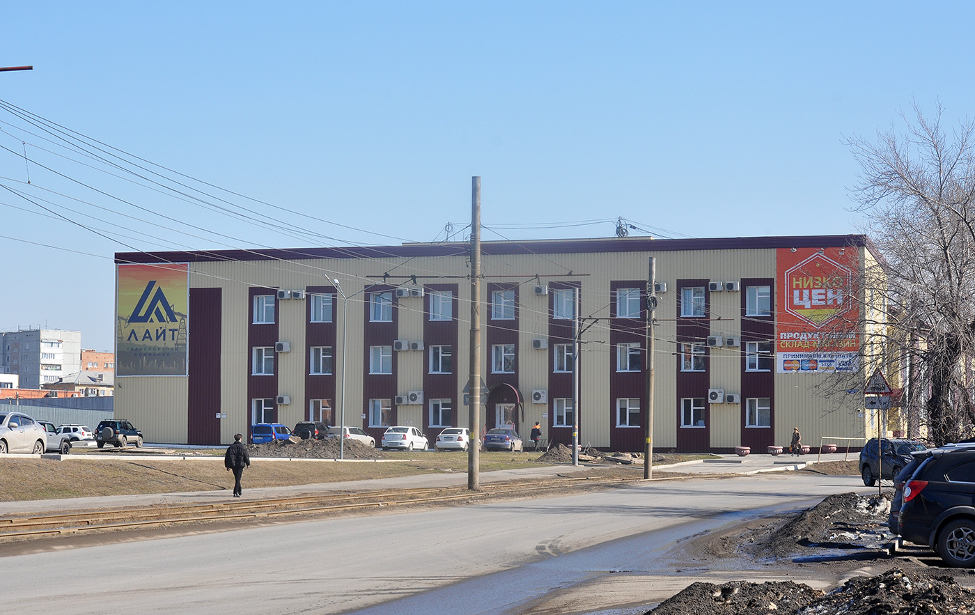 Omsk, Октябрьская улица, 123