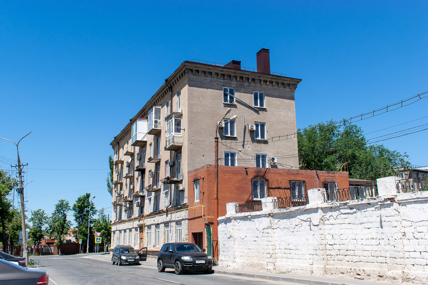 Mariupol, Проспект Металлургов, 21